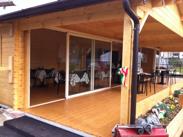 clubhouse in legno, clubhouse prefabbricate in legno