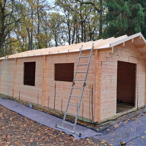 casetta coibentata isolata, casetta isolata abitabile, casa coibentata